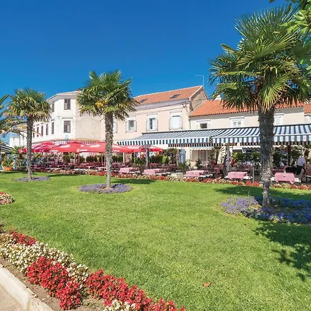 Appartement Amazing In Biograd Na Moru